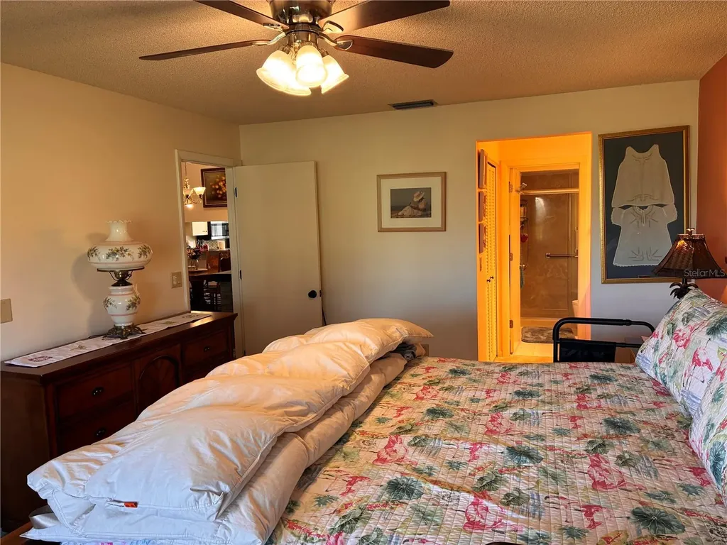 4521 Kingsmere Sarasota FL 34235