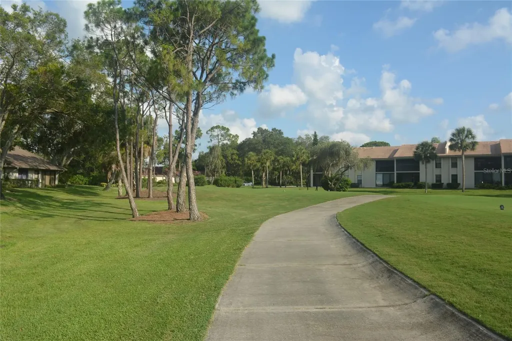 4521 Kingsmere Sarasota FL 34235