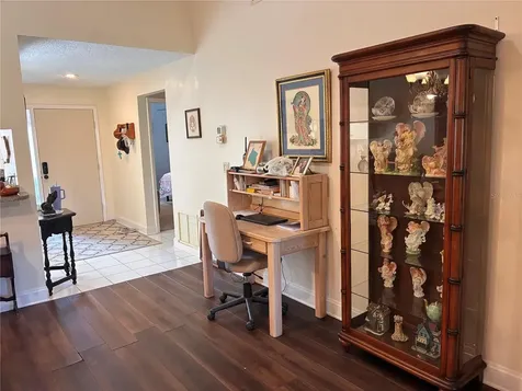 4521 Kingsmere Sarasota FL 34235