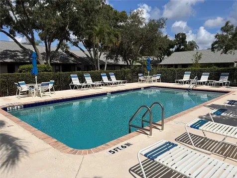 4521 Kingsmere Sarasota FL 34235