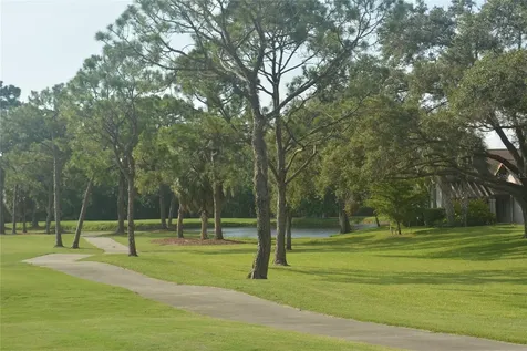 4521 Kingsmere Sarasota FL 34235