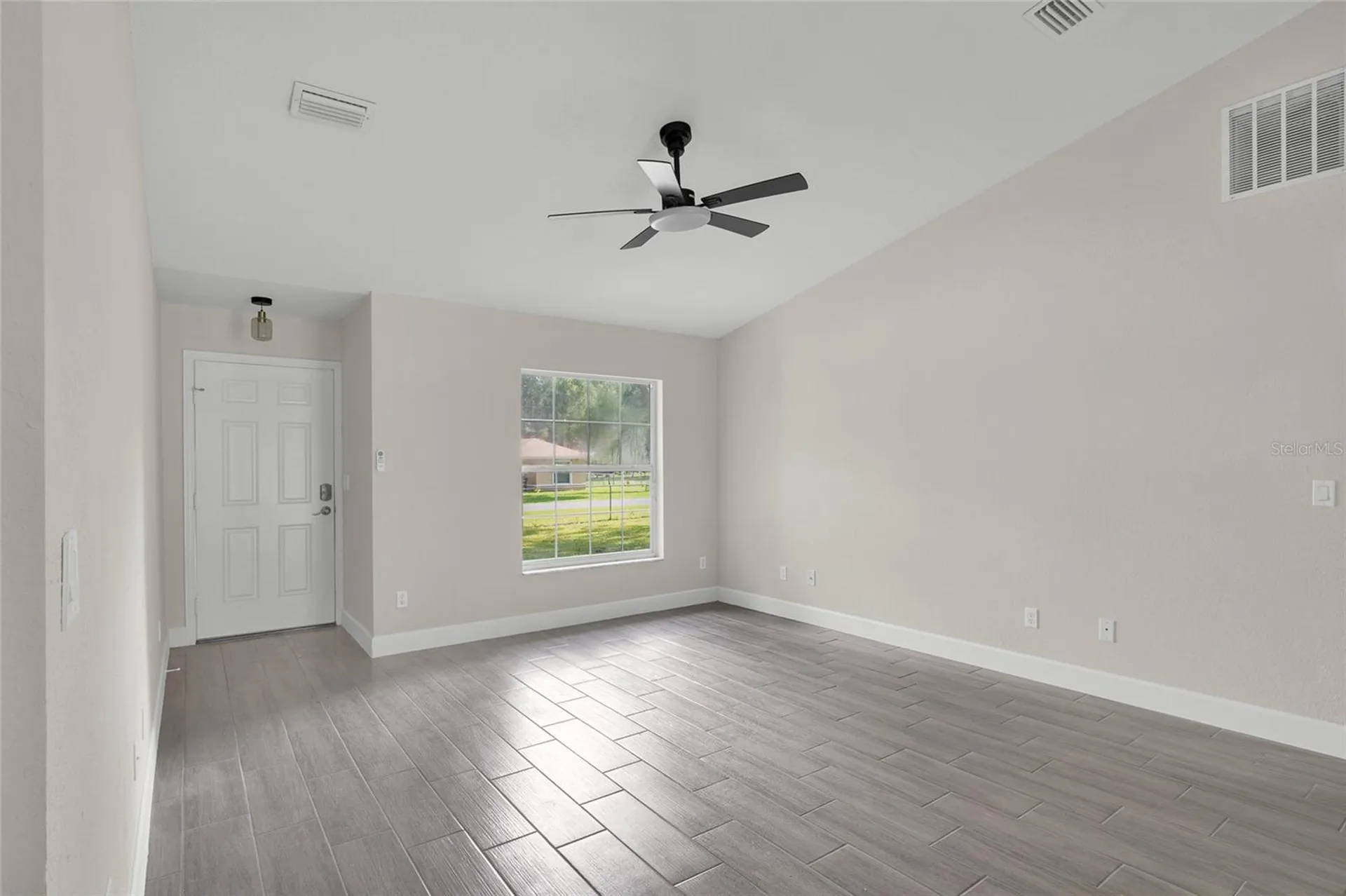 1124 NE 23rd Street Ocala FL 34470