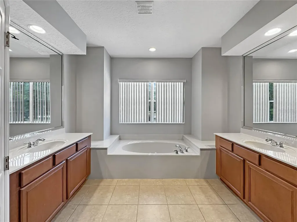 2770 Regal Pine Trail Oviedo FL 32766
