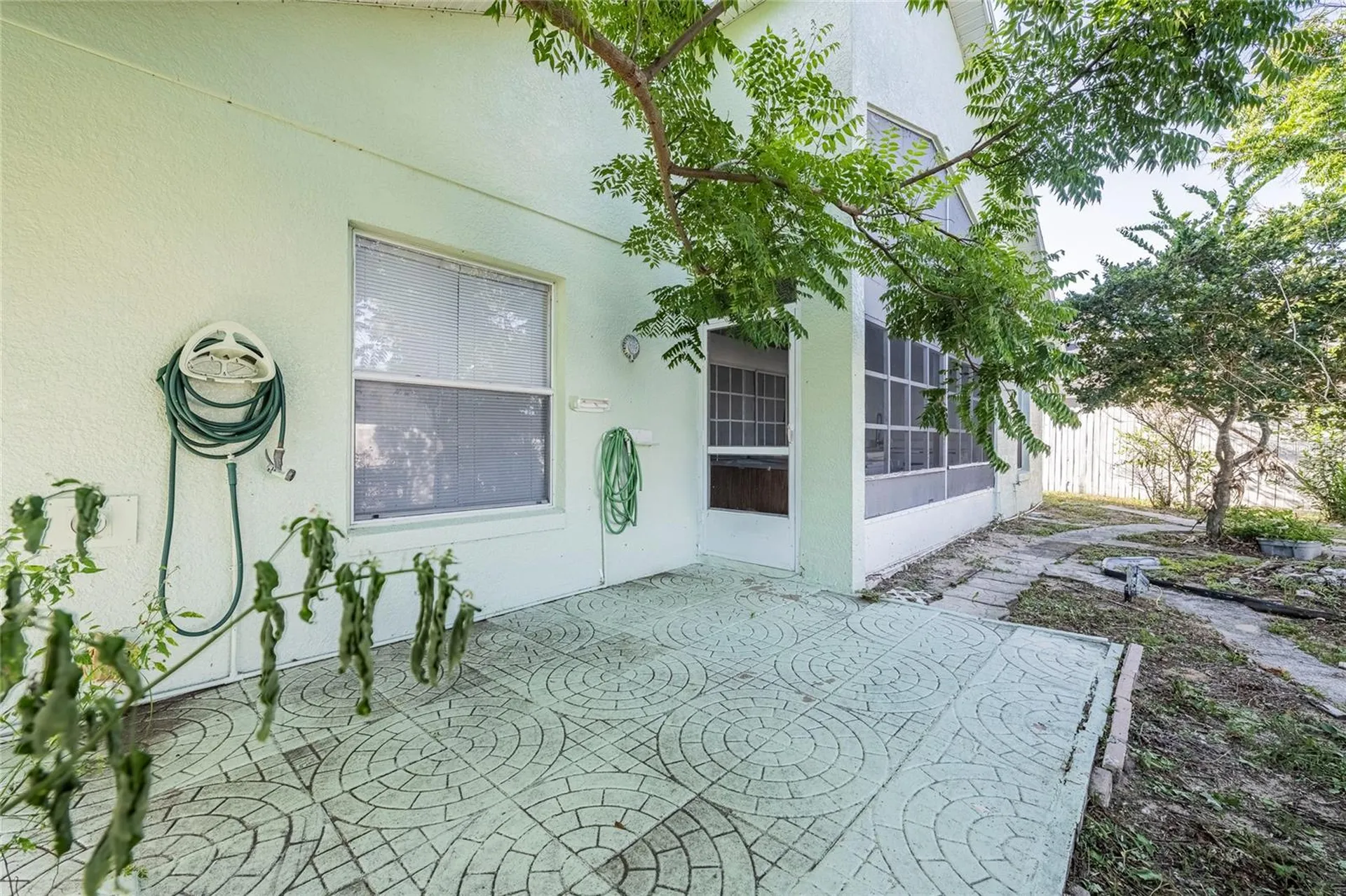 611 China Berry Circle Davenport FL 33837