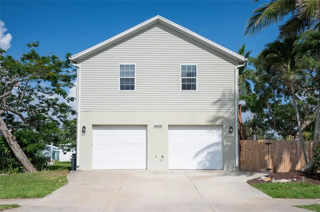 3909 117th Street W Bradenton FL 34210