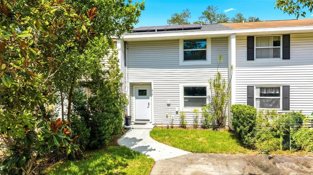 210 S Malcolm Court Tampa FL 33609