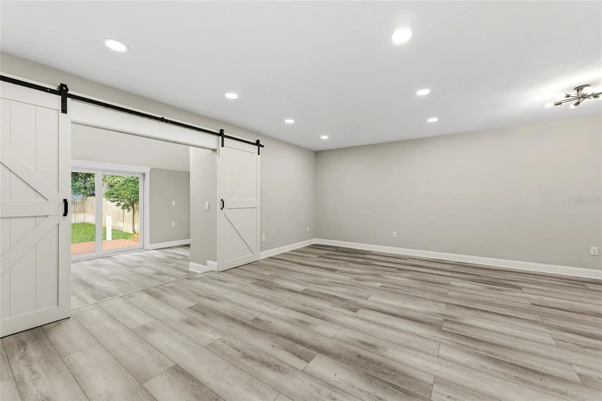 210 S Malcolm Court Tampa FL 33609