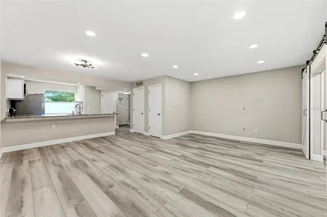 210 S Malcolm Court Tampa FL 33609