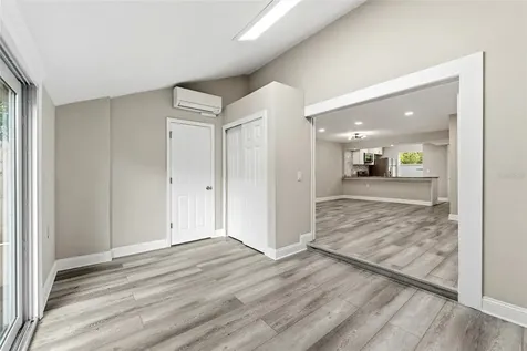 210 S Malcolm Court Tampa FL 33609