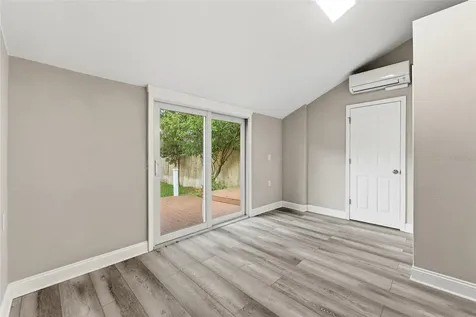 210 S Malcolm Court Tampa FL 33609