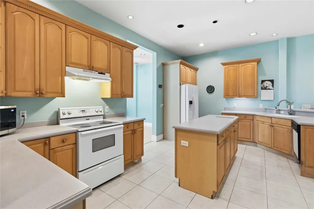 31243 Bear Pond Drive Sorrento FL 32776