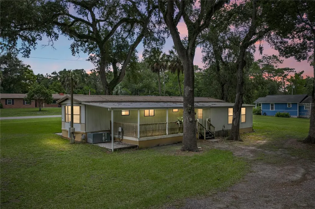 7450 23rd Street Zephyrhills FL 33540
