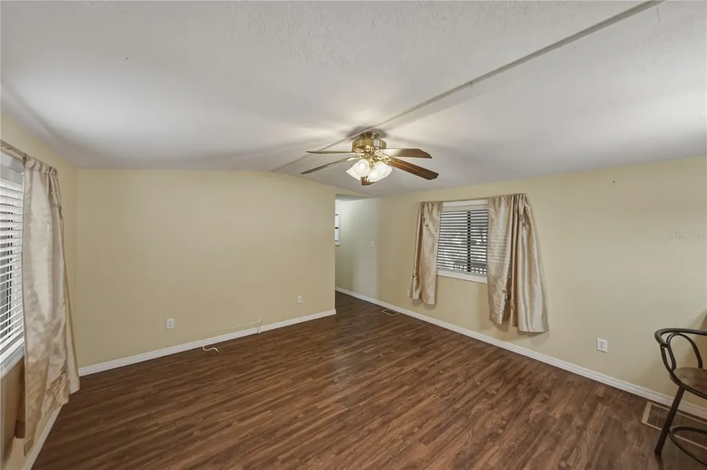 7450 23rd Street Zephyrhills FL 33540