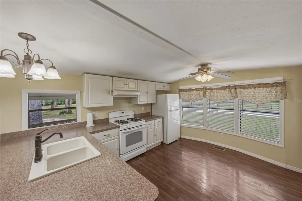 7450 23rd Street Zephyrhills FL 33540
