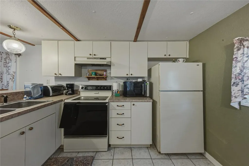 7450 23rd Street Zephyrhills FL 33540