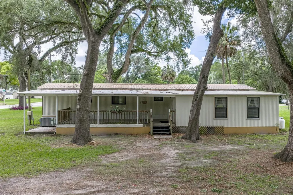 7450 23rd Street Zephyrhills FL 33540