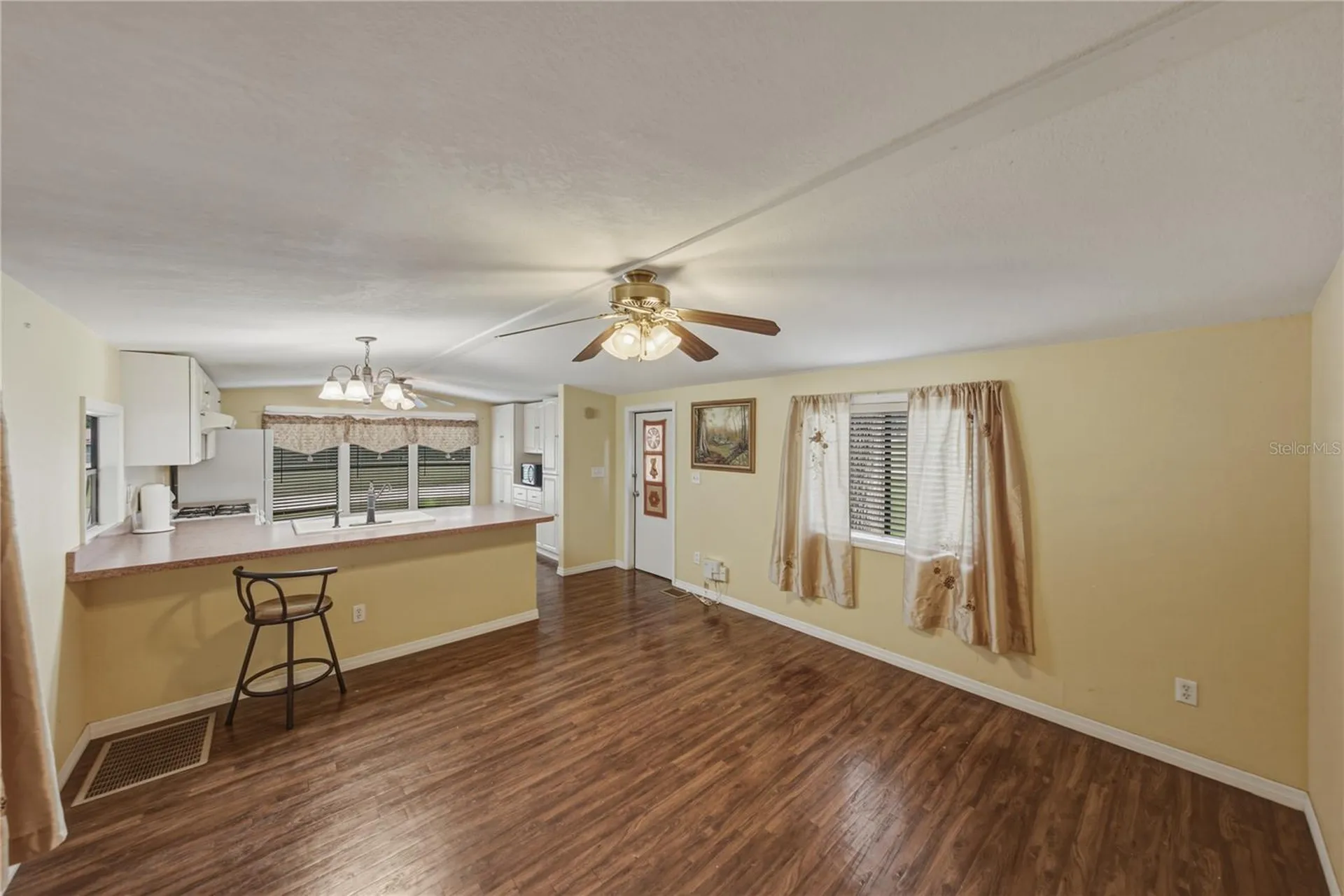 7450 23rd Street Zephyrhills FL 33540