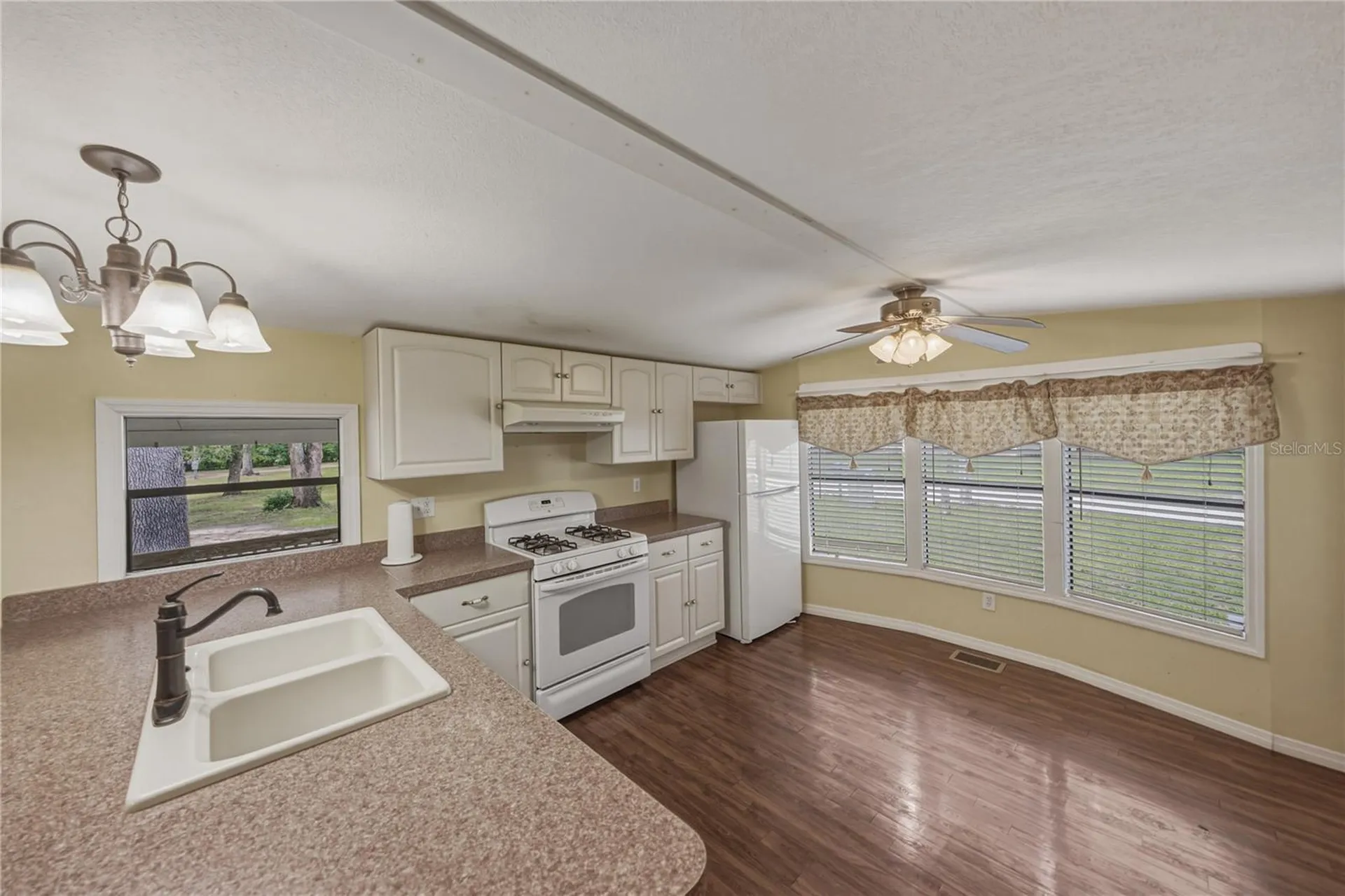 7450 23rd Street Zephyrhills FL 33540