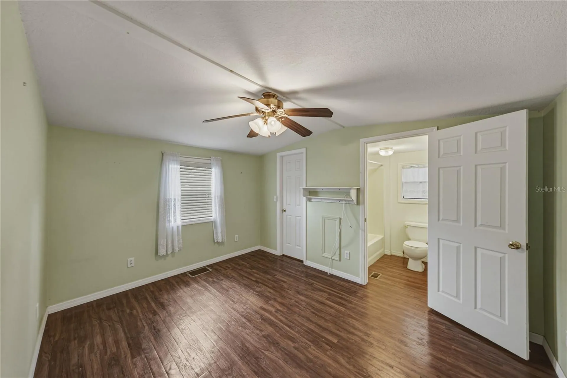 7450 23rd Street Zephyrhills FL 33540