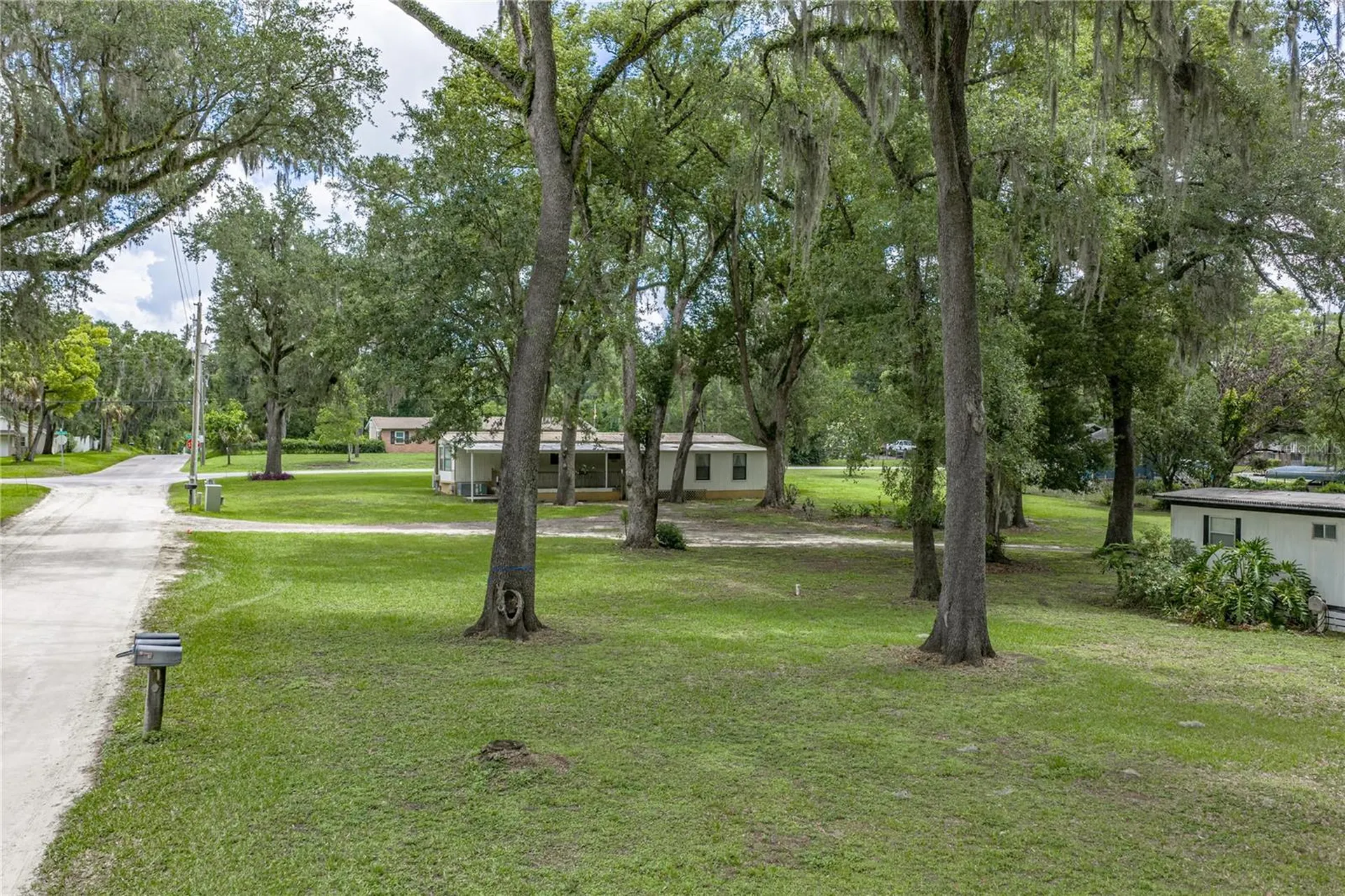 7450 23rd Street Zephyrhills FL 33540