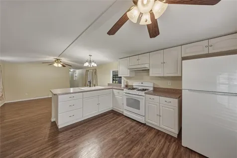 7450 23rd Street Zephyrhills FL 33540