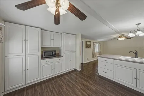 7450 23rd Street Zephyrhills FL 33540