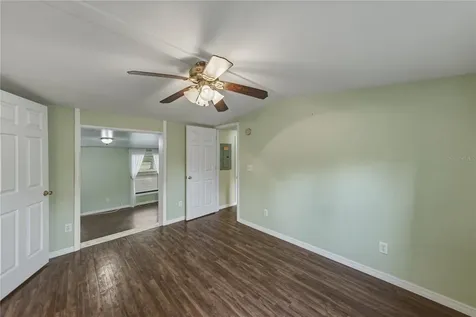 7450 23rd Street Zephyrhills FL 33540