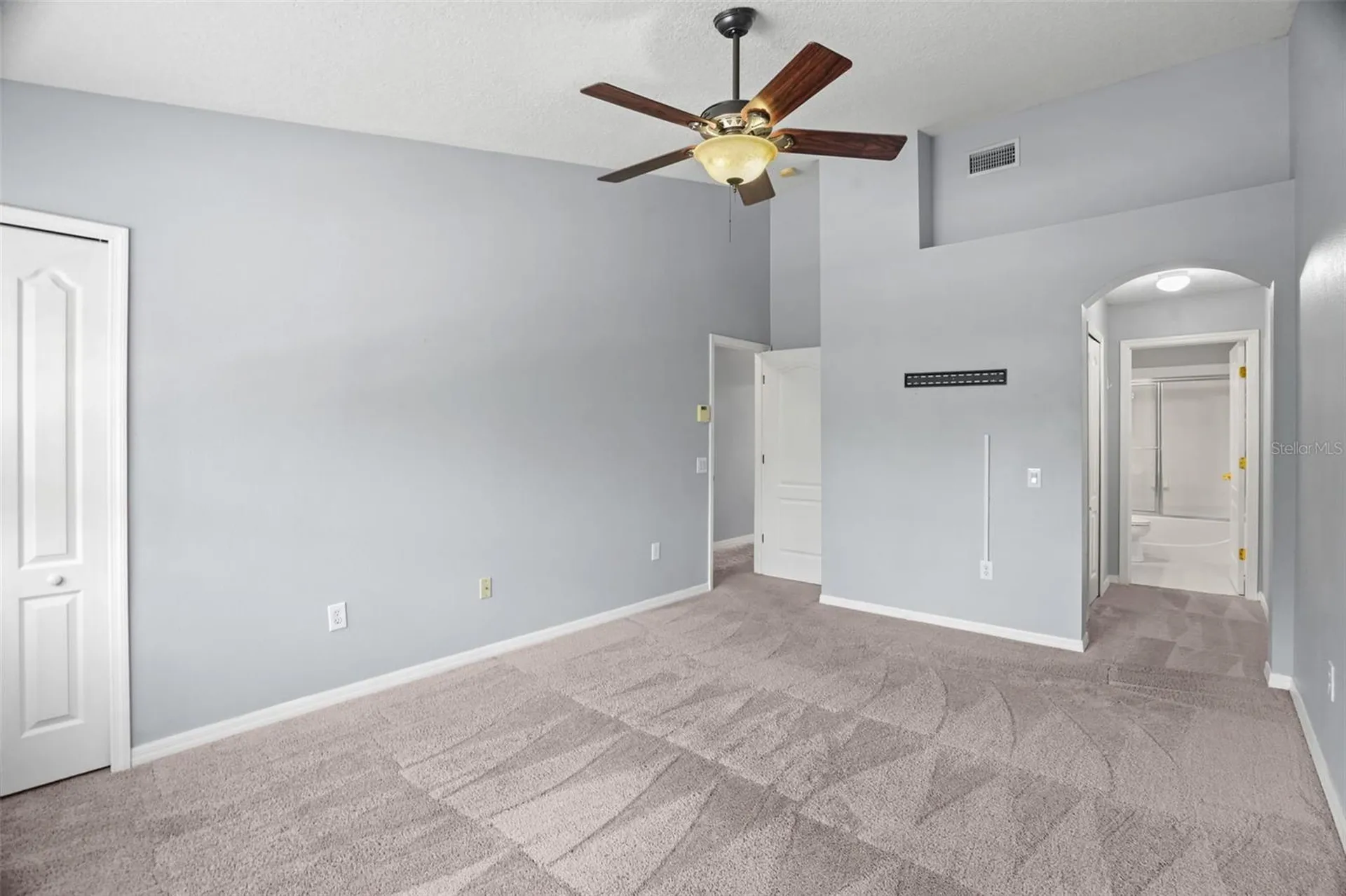 13137 Kings Crossing Drive Gibsonton FL 33534