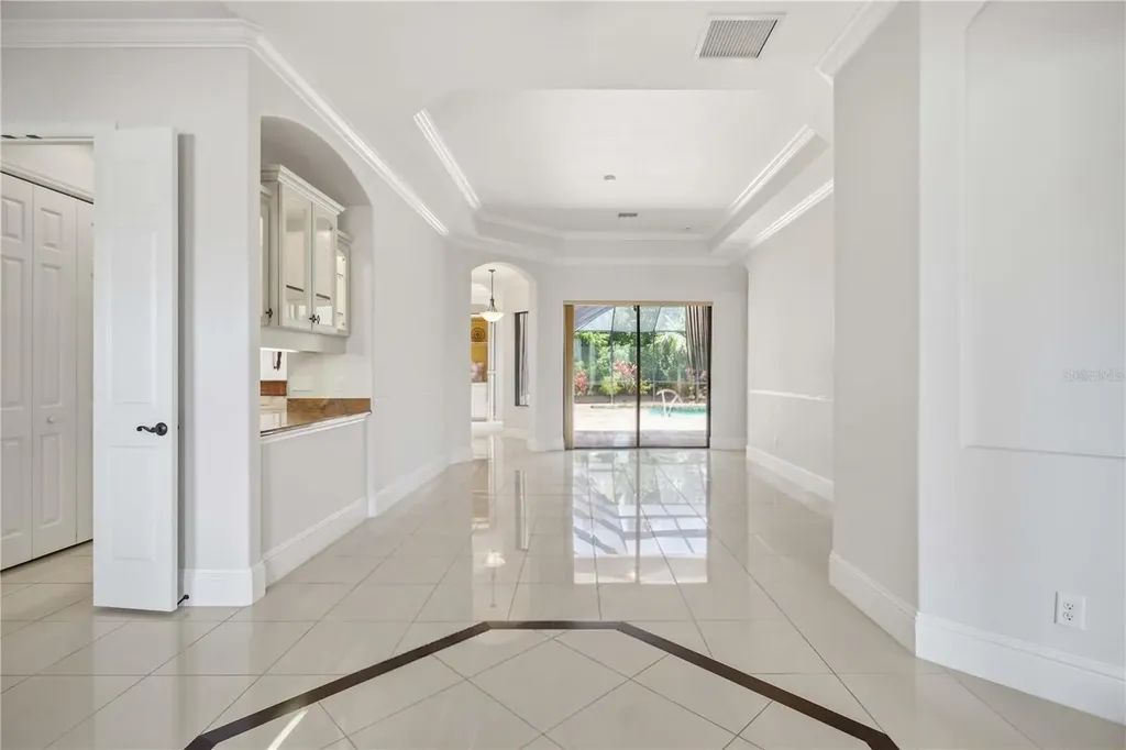 8057 Rio Bella Place University Park FL 34201
