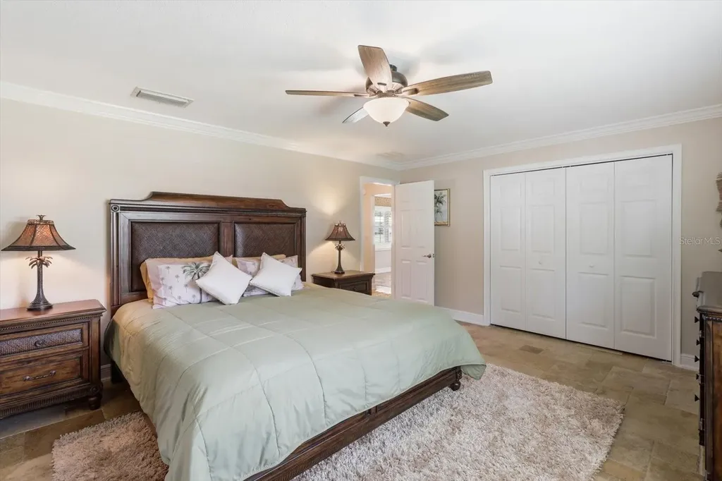 1302 SE Paradise Avenue Crystal River FL 34429