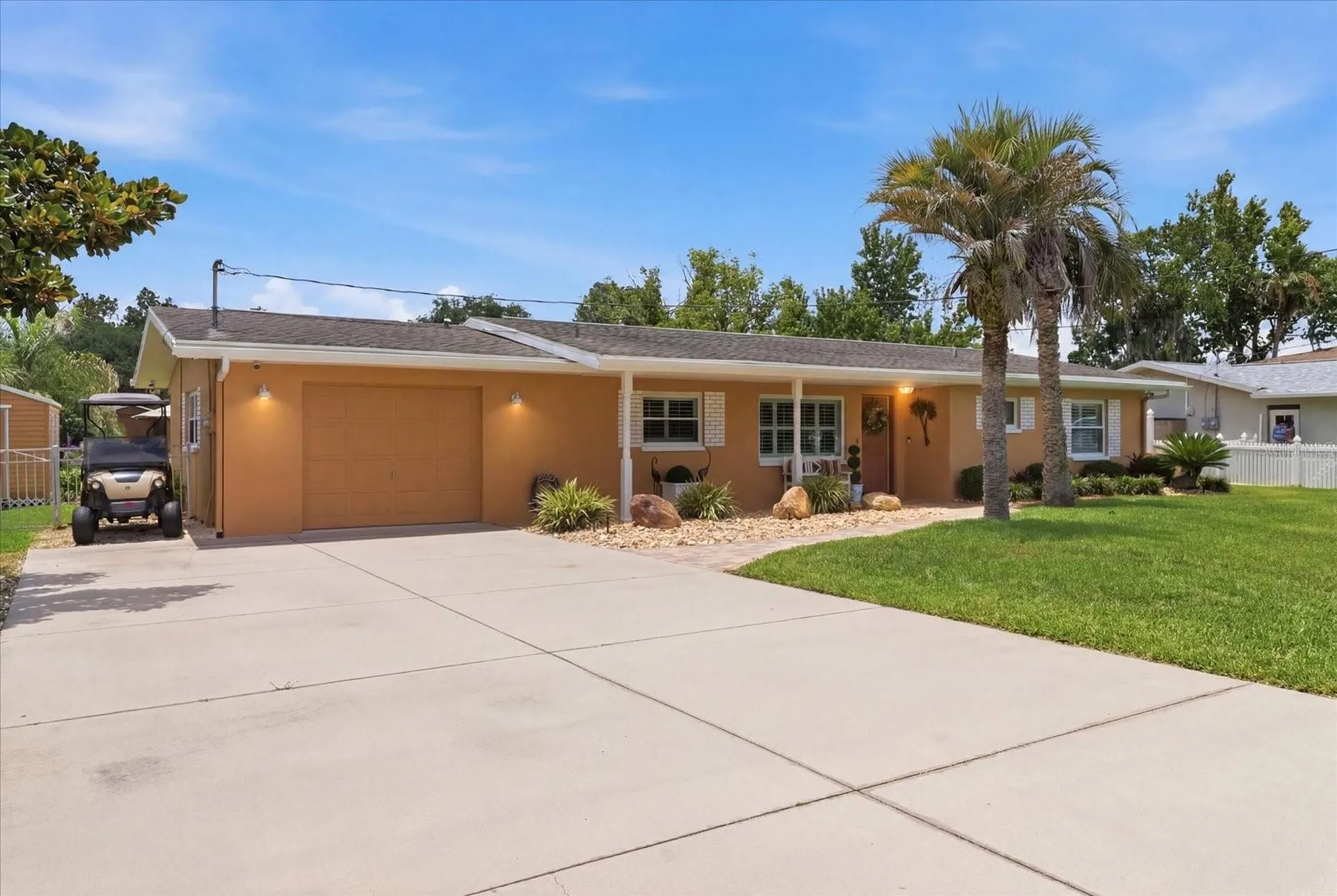 1302 SE Paradise Avenue Crystal River FL 34429