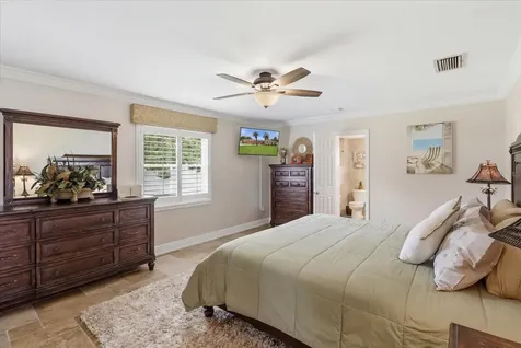 1302 SE Paradise Avenue Crystal River FL 34429