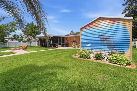 1302 SE Paradise Avenue Crystal River FL 34429