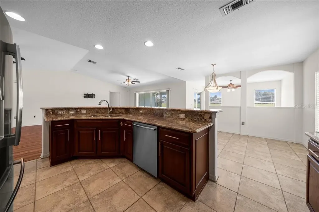 15813 SW 16th Avenue Road Ocala FL 34473