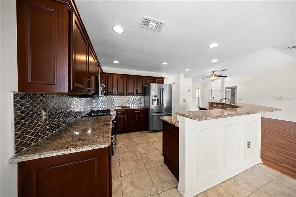 15813 SW 16th Avenue Road Ocala FL 34473