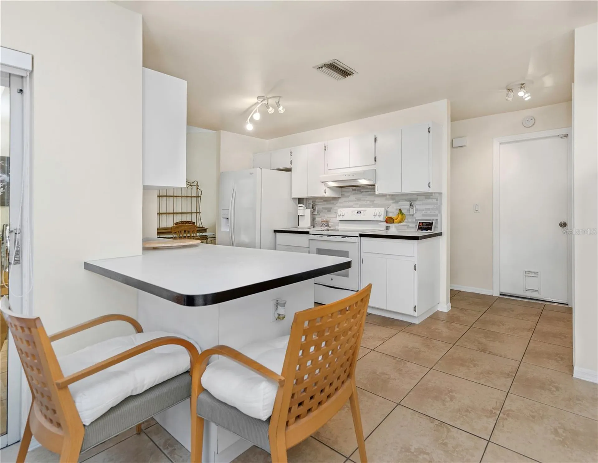 2437 Hawk Avenue Palm Harbor FL 34683