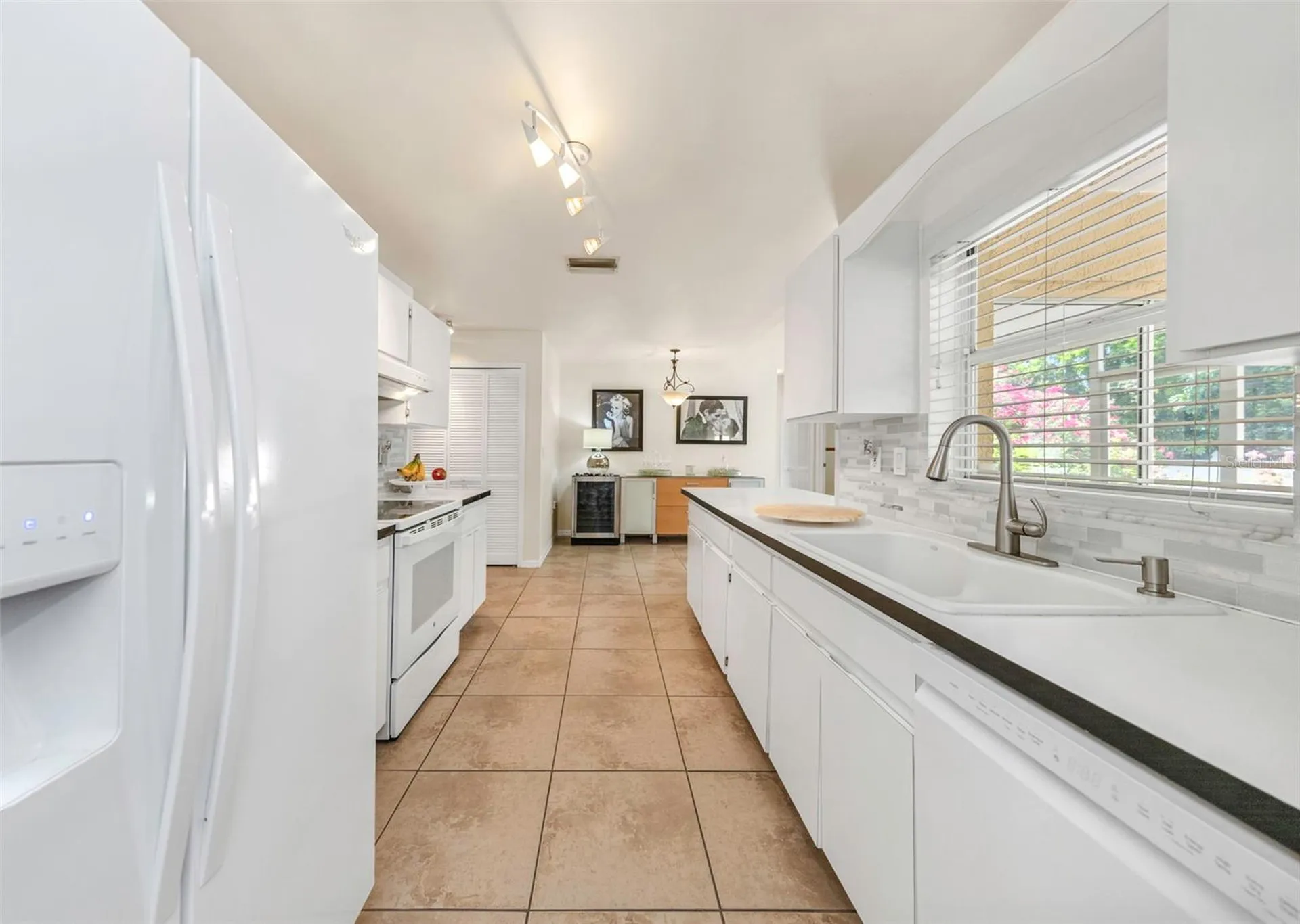 2437 Hawk Avenue Palm Harbor FL 34683