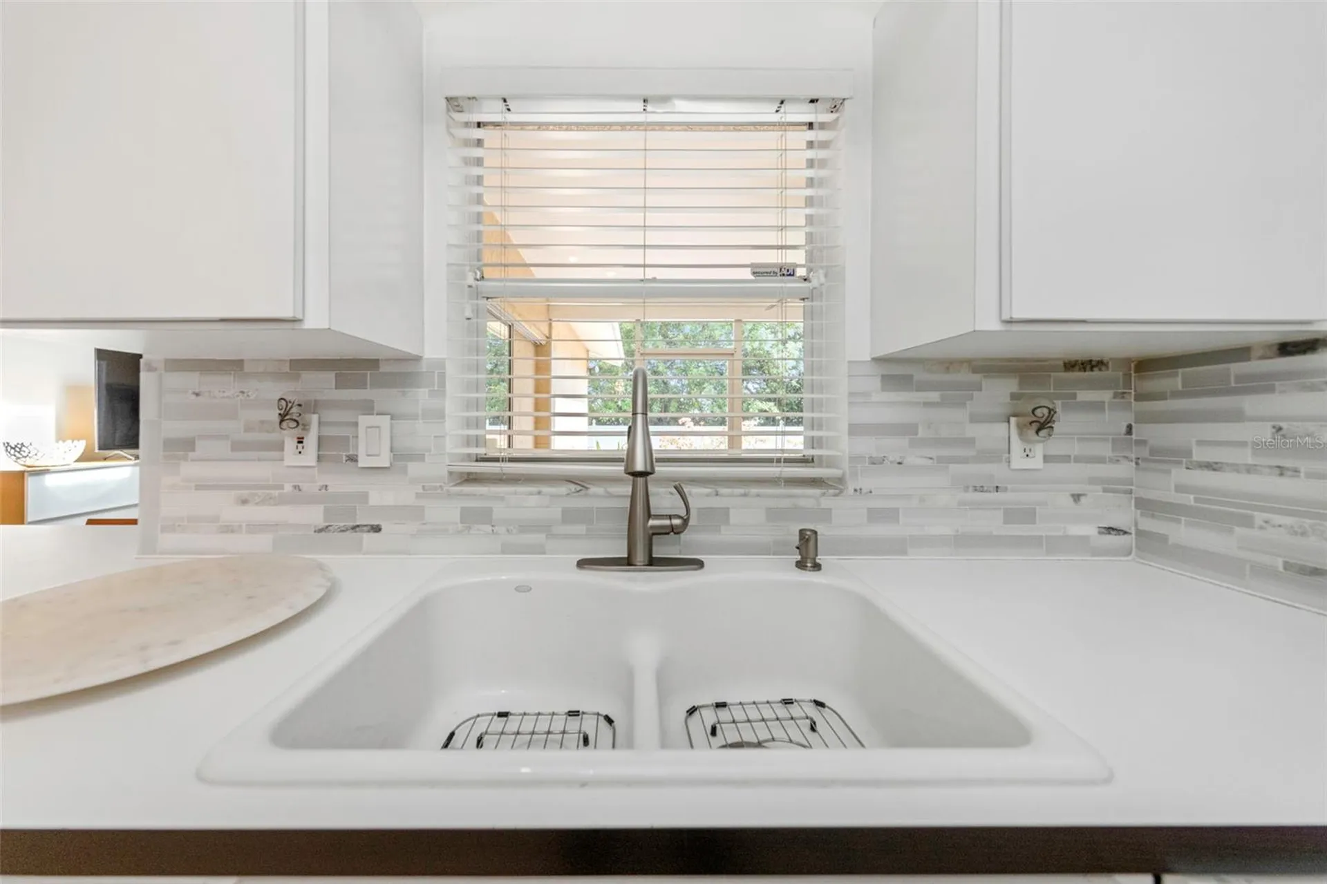 2437 Hawk Avenue Palm Harbor FL 34683
