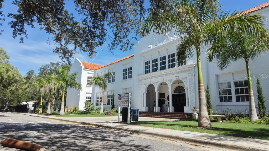 1850 Magnolia Street Sarasota FL 34239