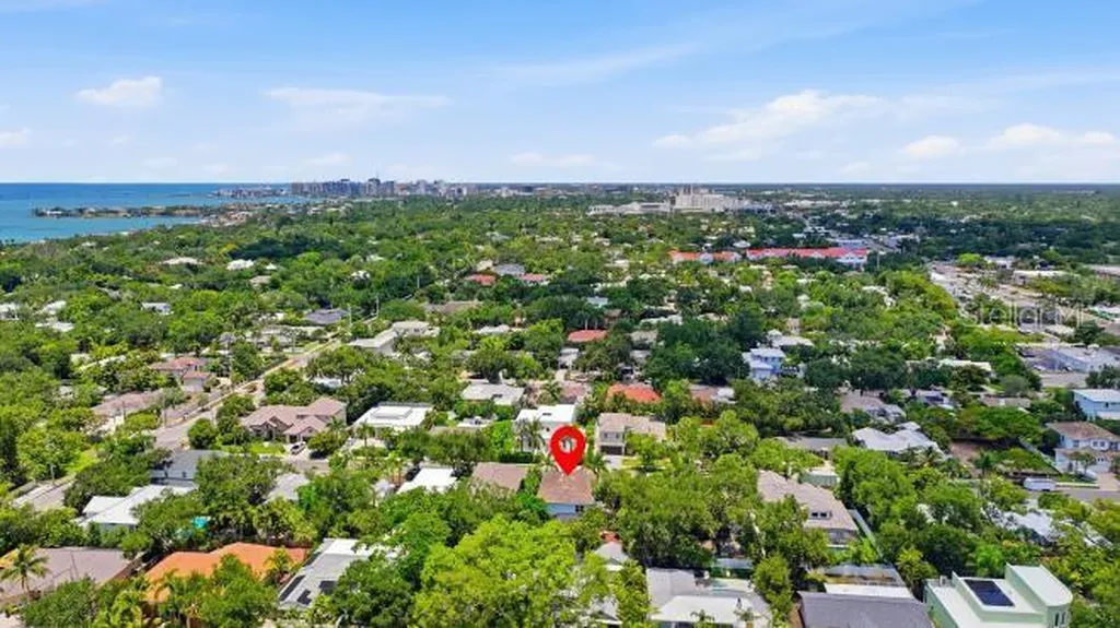 1850 Magnolia Street Sarasota FL 34239