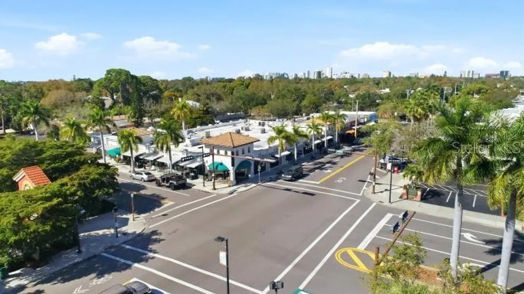 1850 Magnolia Street Sarasota FL 34239
