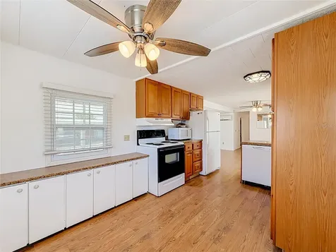 800 32nd Avenue S St Petersburg FL 33705