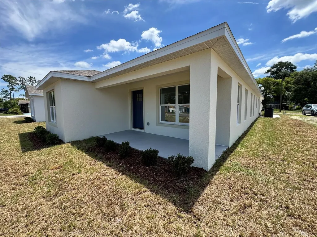 6020 12th Street Zephyrhills FL 33542
