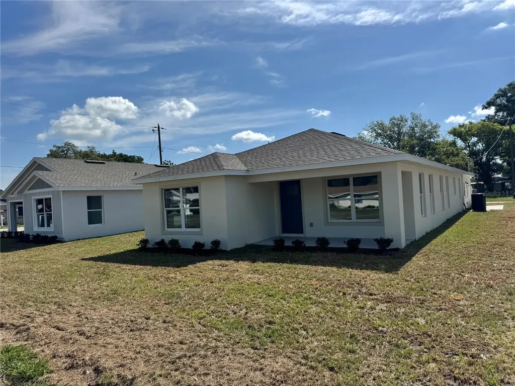 6020 12th Street Zephyrhills FL 33542