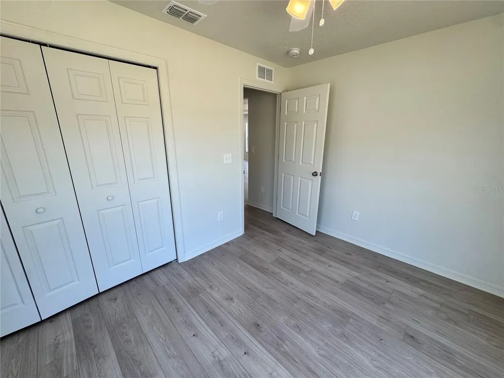 6020 12th Street Zephyrhills FL 33542