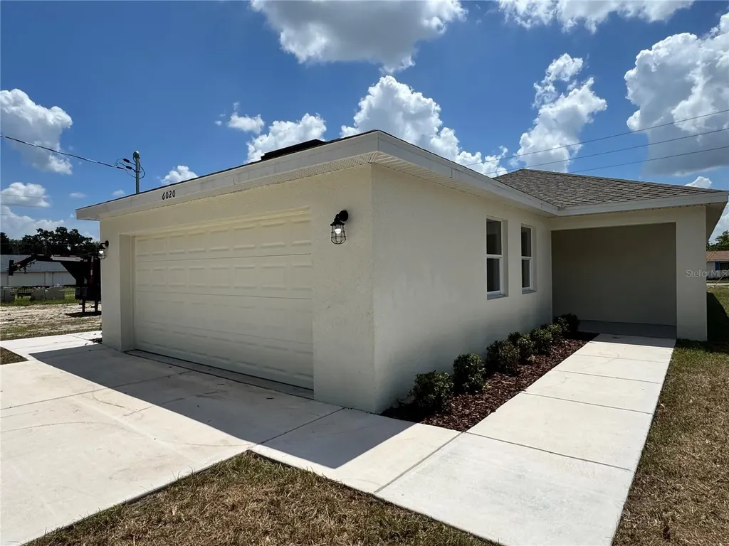6020 12th Street Zephyrhills FL 33542