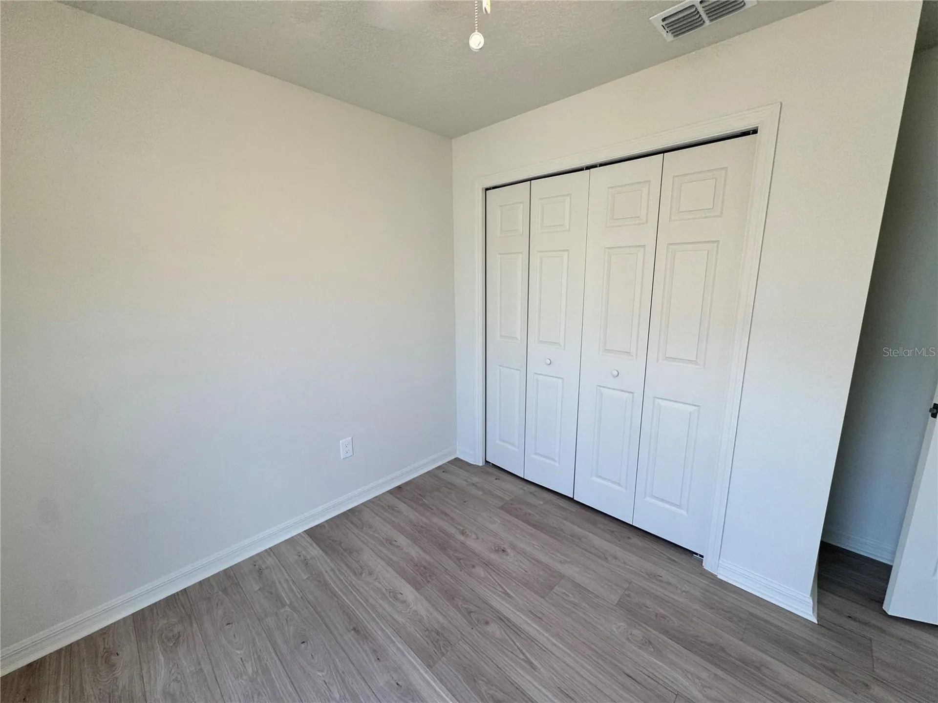 6020 12th Street Zephyrhills FL 33542