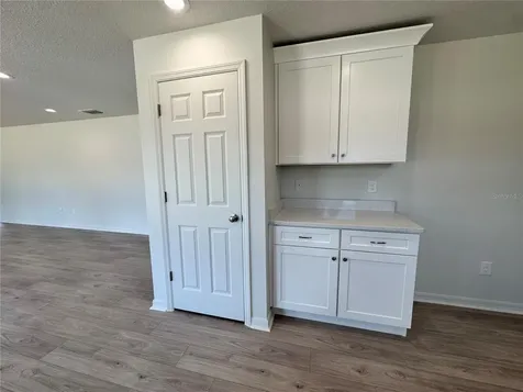6020 12th Street Zephyrhills FL 33542