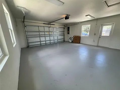 6020 12th Street Zephyrhills FL 33542