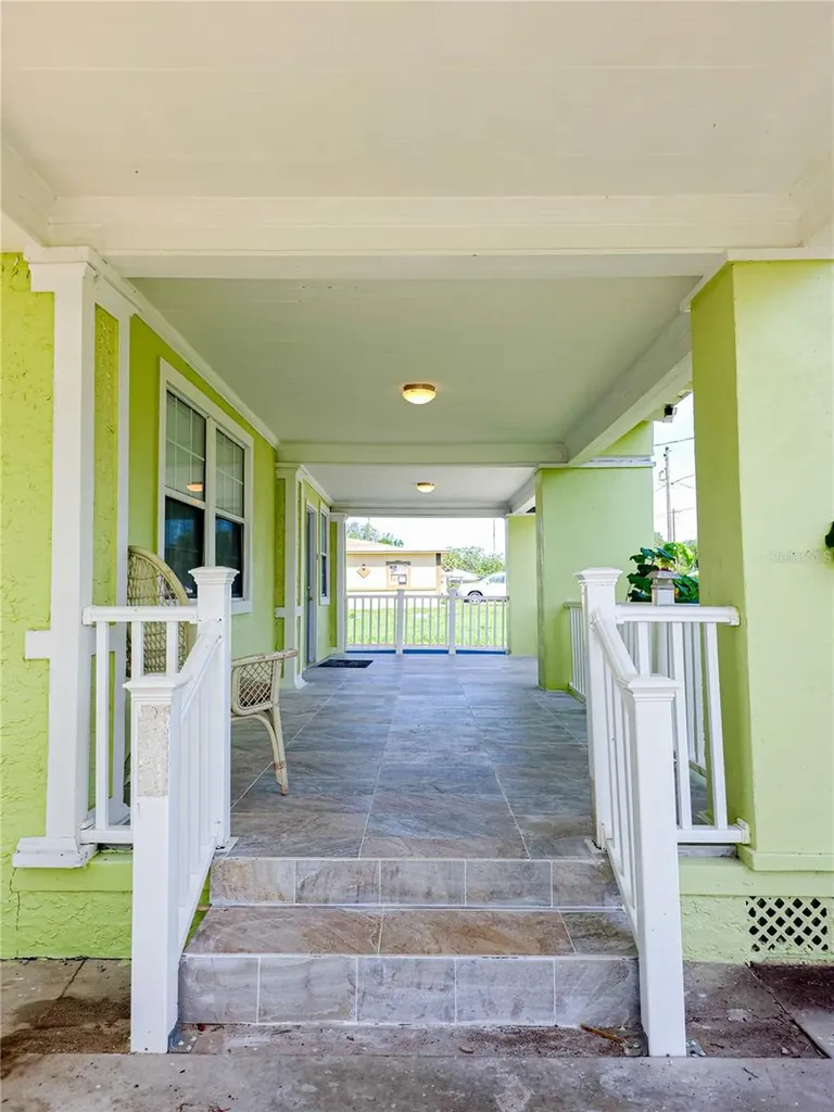 17 Wilkes Street Avon Park FL 33825